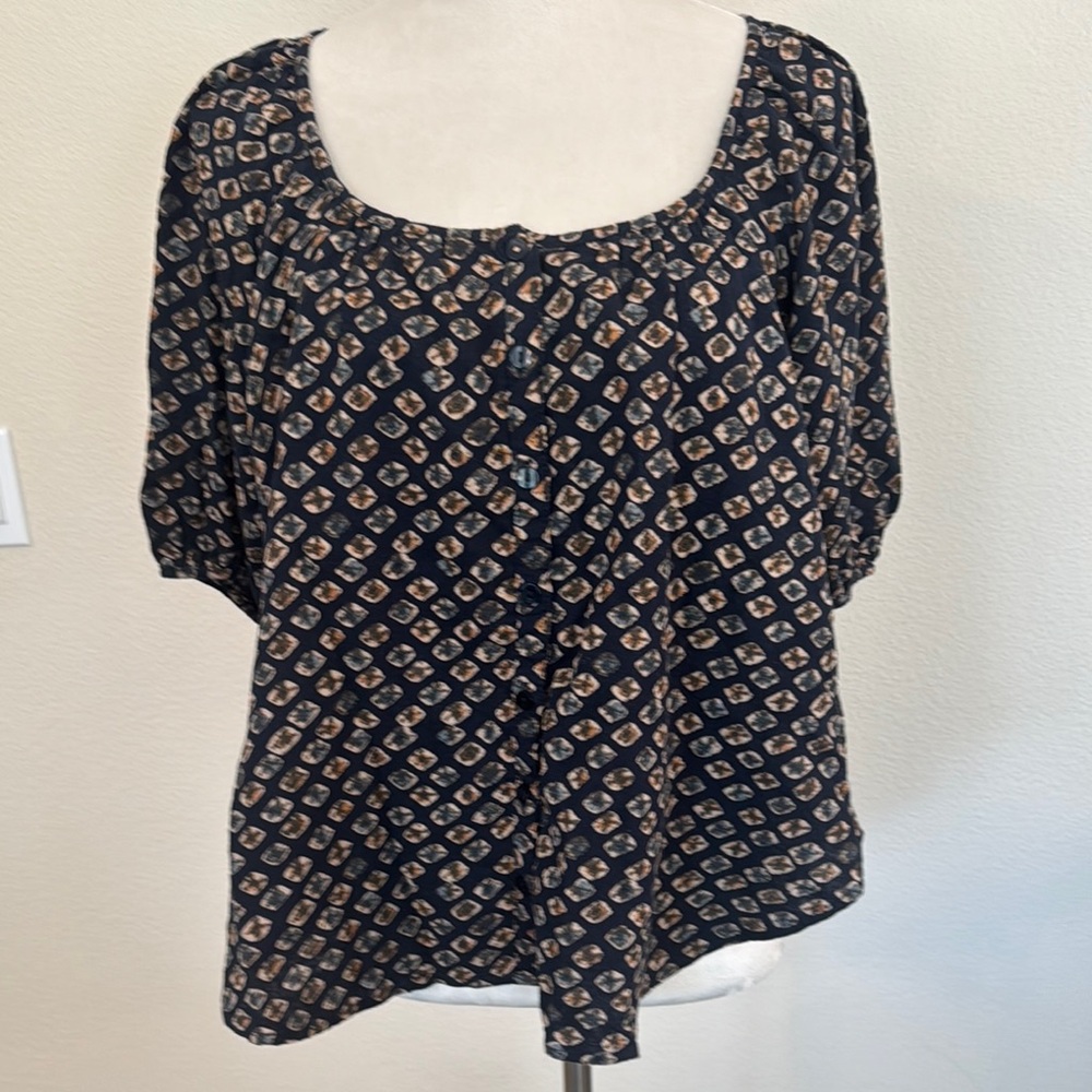 Pilcro Blue and Tan Relaxed Short Sleeve Blouse